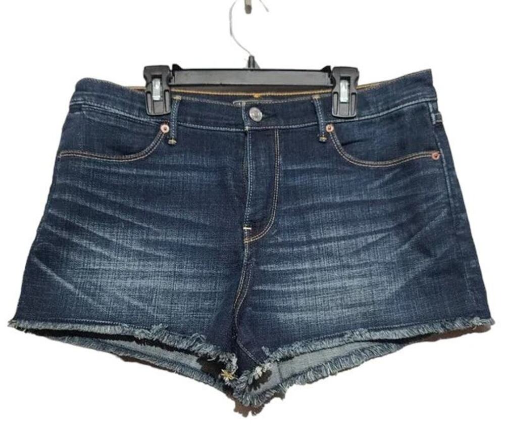 Abercrombie & Fitch Raw Hem Cut-Off Jean Shorts Size 30 NWT